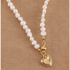 L.C.A Heart-Mini-Pearl Necklace